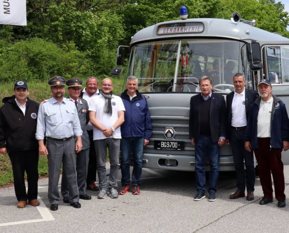 Oldtimerpremierenfahrt ins Jauntal zum Museum Liaunig